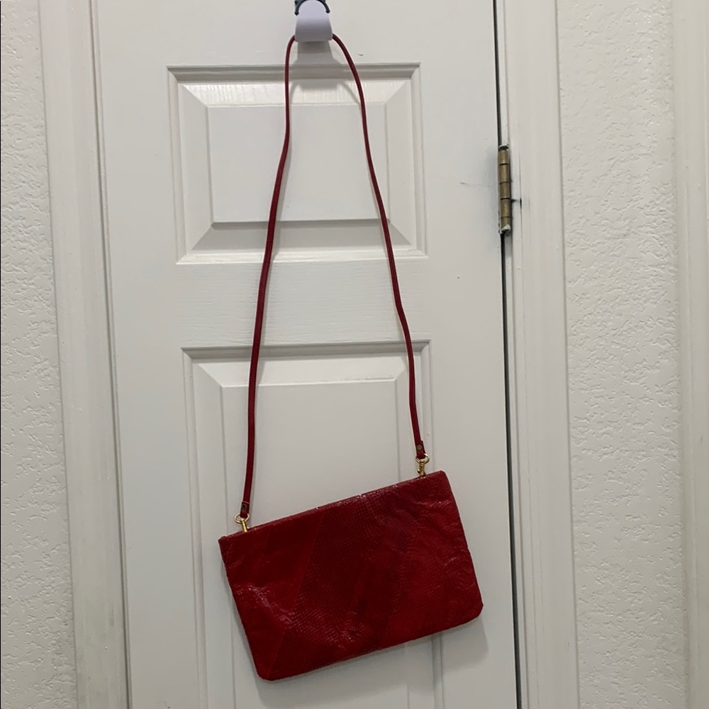Elegant Red Snakeskin Leather Purse - Picture 2 of 5